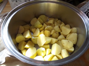 Potatoes peeled and quartered & ready for cooking!